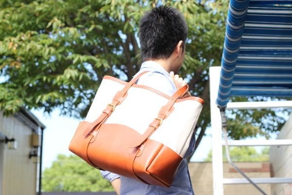 フルオーダーメイド】 トートバッグ／横型／キャンバス／帆布 - 革製品