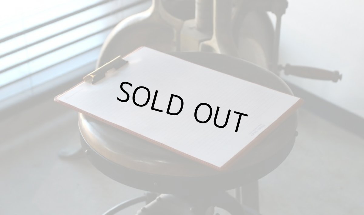 画像2: 【在庫品】革製下敷き／レザーボード／A4サイズ縦型 (2)