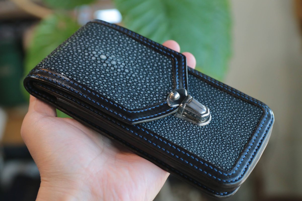 スティングレイ濃紺