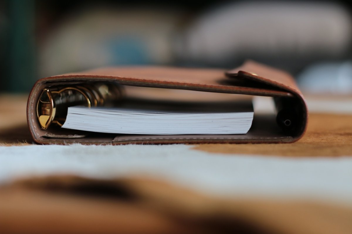 リフィルを100枚はさんだ画像